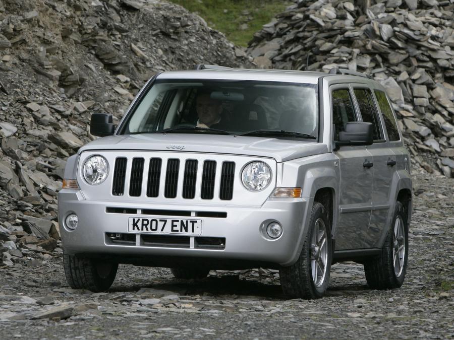  Jeep Patriot 2007 года  (UK) (фото 20 из 30)